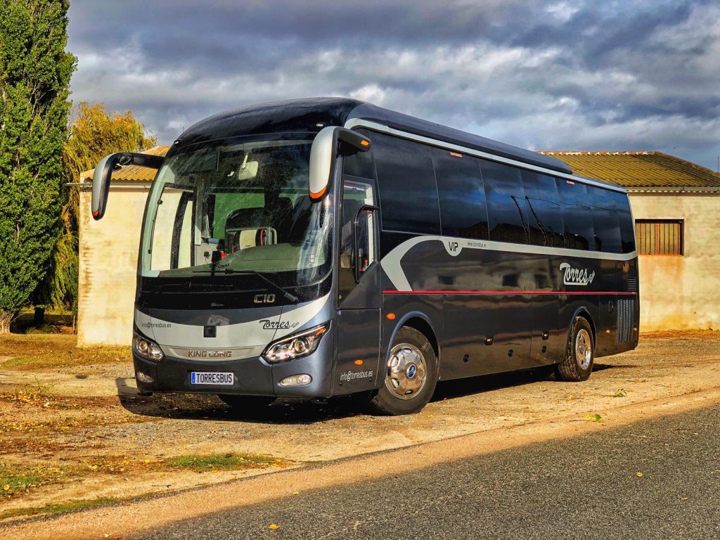 Alquiler De Microbus 34 Plazas En Madrid Para Transporte Escolar Y Personal De Empresa